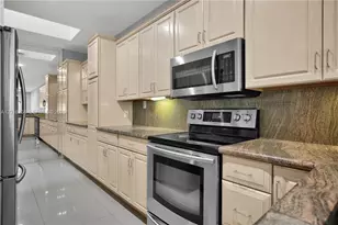 1301 N Riverside Dr, Pompano Beach, FL 33062 - Photo 7