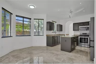 1924 SE 21st Ct, Homestead, FL 33035 - Photo 11