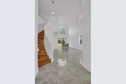1924 SE 21st Ct, Homestead, FL 33035 - Photo 7