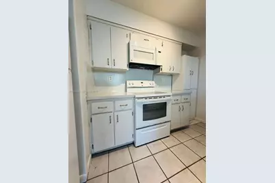 9150 NW 38th Dr #301, Coral Springs, FL 33065 - Photo 3