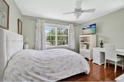16735 NW 11th Street, Pembroke Pines, FL 33028 - Photo 35