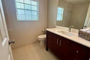 15212 SW 148th Ct, Miami, FL 33187 - Photo 9