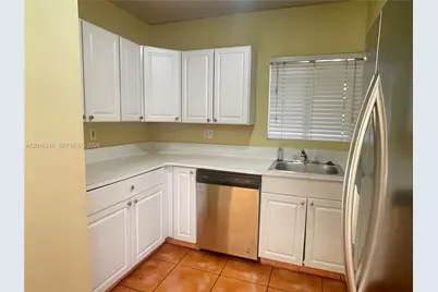 6255 Kendale Lakes Cir #116, Miami, FL 33183 - Photo 5