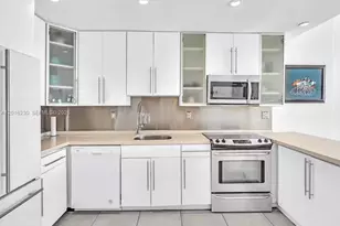 100 Lincoln Rd, Miami Beach, FL 33139 - Photo 7