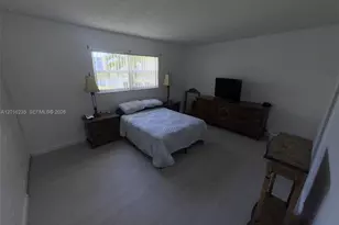 1025 SE 3rd Ave, Dania Beach, FL 33004 - Photo 11