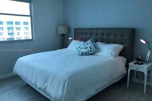 5055 Collins Ave, Miami Beach, FL 33140 - Photo 7
