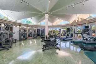 5055 Collins Ave, Miami Beach, FL 33140 - Photo 11