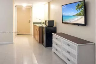 19201 Collins Ave, Sunny Isles Beach, FL 33160 - Photo 3