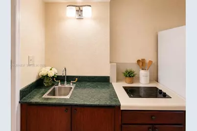 19201 Collins Ave #707, Sunny Isles Beach, FL 33160 - Photo 11