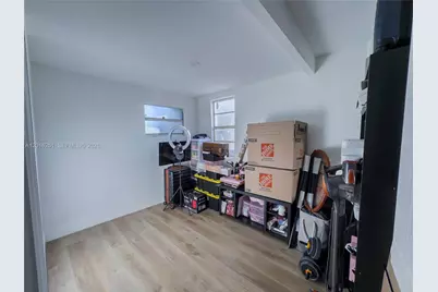 1669 NW 70th St, Miami, FL 33147 - Photo 19