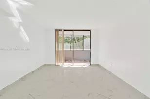 8275 SW 152nd Ave, Miami, FL 33193 - Photo 21