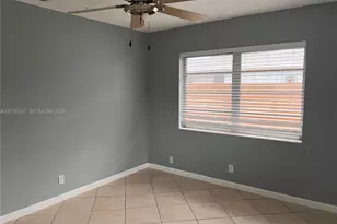 165 SE 4th Ave, Deerfield Beach, FL 33441 - Photo 9