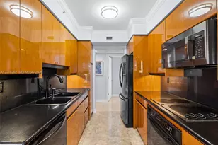 18671 Collins Ave, Sunny Isles Beach, FL 33160 - Photo 21