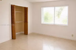 309 Lakeview Dr, Weston, FL 33326 - Photo 15