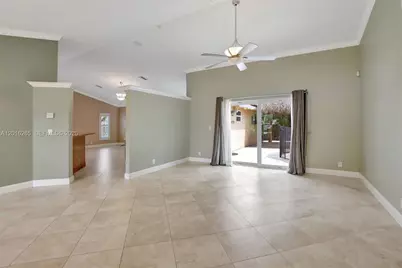12486 SW 9th Pl, Davie, FL 33325 - Photo 25