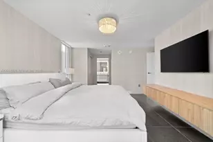 300 S Biscayne Blvd, Miami, FL 33131 - Photo 19