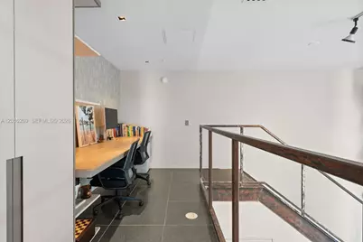 300 S Biscayne Blvd #L-L02, Miami, FL 33131 - Photo 15