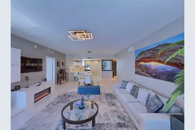 17111 Biscayne Blvd #1705, North Miami Beach, FL 33160 - Photo 1