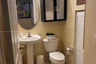 10361 NW 32nd Terrace, Doral, FL 33172 - Photo 9