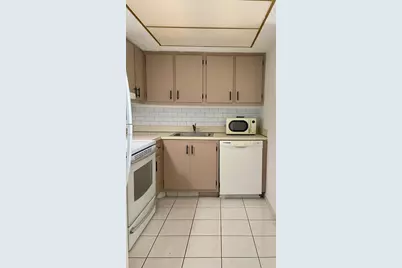 5550 NW 44th St #407B, Lauderhill, FL 33319 - Photo 7