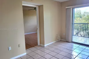 13705 SW 12th St, Pembroke Pines, FL 33027 - Photo 9