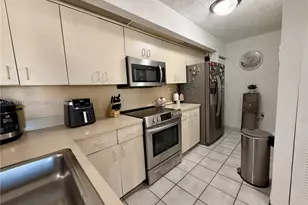8520 SW 212th St, Cutler Bay, FL 33189 - Photo 21