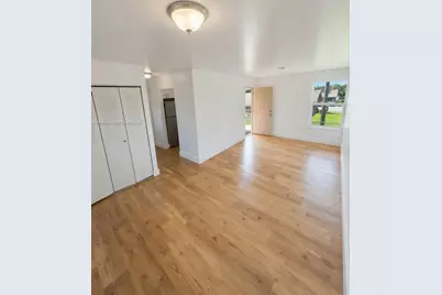 6850 W 14th Ct #C28, Hialeah, FL 33014 - Photo 5