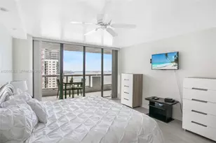 1717 N Bayshore Dr, Miami, FL 33132 - Photo 5