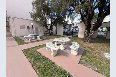 1950 W 54th St #413, Hialeah, FL 33012 - Photo 13