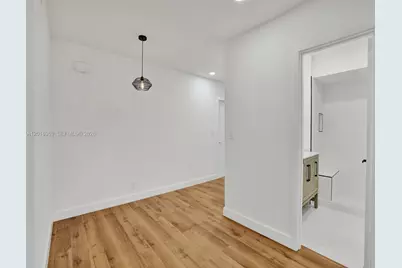 2426 SE 17th St #204A, Fort Lauderdale, FL 33316 - Photo 5