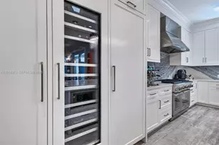 442 Amalfi Ave, Coral Gables, FL 33146 - Photo 29