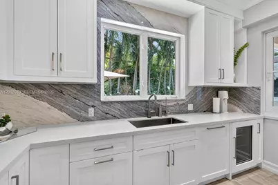 442 Amalfi Ave, Coral Gables, FL 33146 - Photo 27