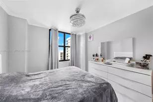 2500 Parkview Dr, Hallandale Beach, FL 33009 - Photo 13