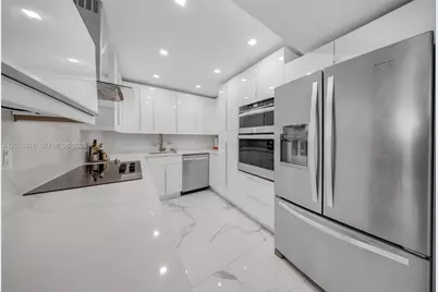 2500 Parkview Dr #2119, Hallandale Beach, FL 33009 - Photo 9