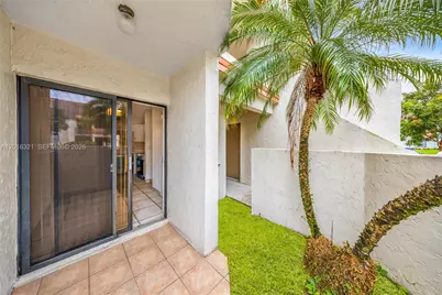 5521 Courtyard Dr #5521, Margate, FL 33063 - Photo 5