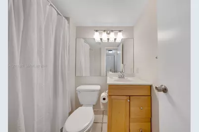 5521 Courtyard Dr #5521, Margate, FL 33063 - Photo 17