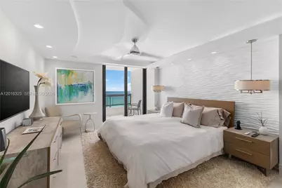 2555 Collins Ave #2205, Miami Beach, FL 33140 - Photo 17