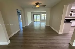 10524 NW 4th St, Plantation, FL 33324 - Photo 9