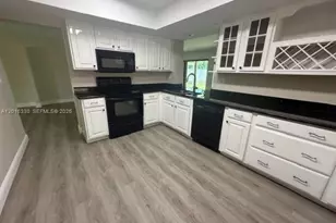 10524 NW 4th St, Plantation, FL 33324 - Photo 19