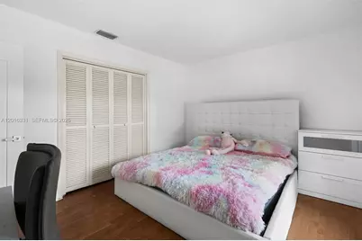 633 N Crescent Dr, Hollywood, FL 33021 - Photo 35