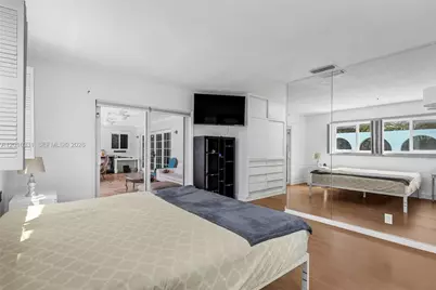 633 N Crescent Dr, Hollywood, FL 33021 - Photo 33