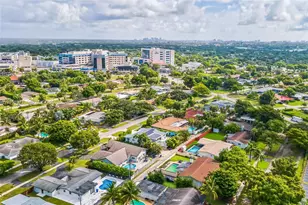 633 N Crescent Dr, Hollywood, FL 33021 - Photo 45