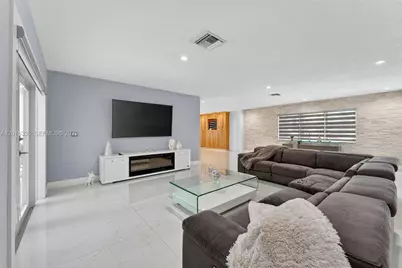 2918 Cleveland St, Hollywood, FL 33020 - Photo 7