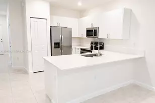 1050 SE 26th Ter, Homestead, FL 33035 - Photo 5