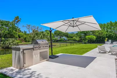 9201 SW 102nd St, Miami, FL 33176 - Photo 55