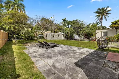 3420 Sheridan Ave, Miami Beach, FL 33140 - Photo 17