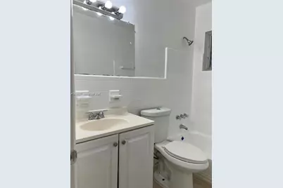 2201 N 57th Ave, Hollywood, FL 33021 - Photo 15