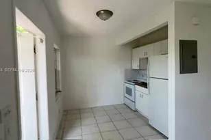 441 SW 10th St, Miami, FL 33130 - Photo 1