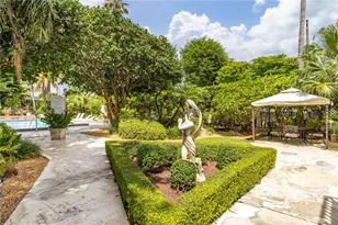 255 W 24th St, Miami Beach, FL 33140 - Photo 15