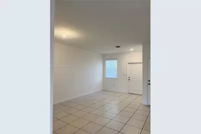 1211 SE 27th Ter, Homestead, FL 33035 - Photo 3